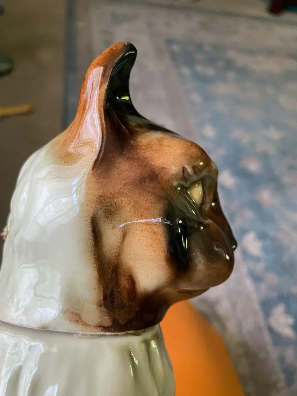 1967 MCM Jim Beam Whiskey Decanter Trophy Siamese Cat Tan & White EMPTY